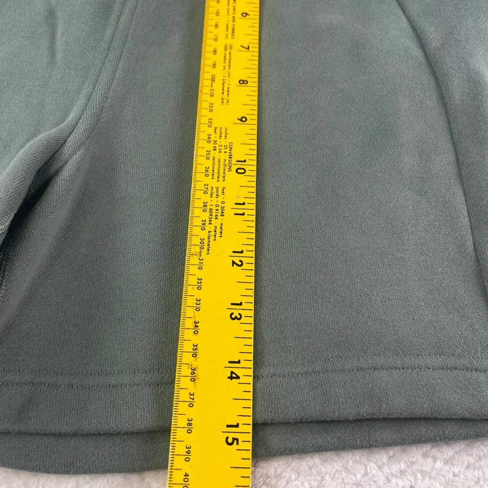 Lululemon Scuba High-Rise Shorts 5 Sage Green Fleece LW7CBOS Size 4